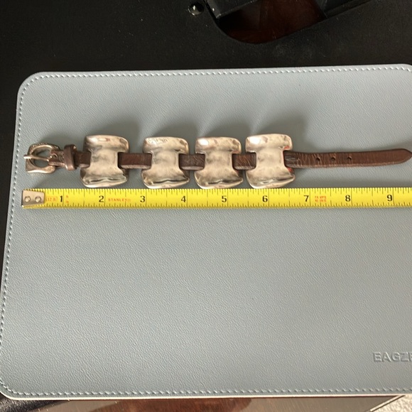 Uno de 50 metal & leather bracelet.  Like new. - Picture 6 of 7